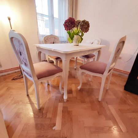 براشوف Central Loft Apartment المظهر الخارجي الصورة